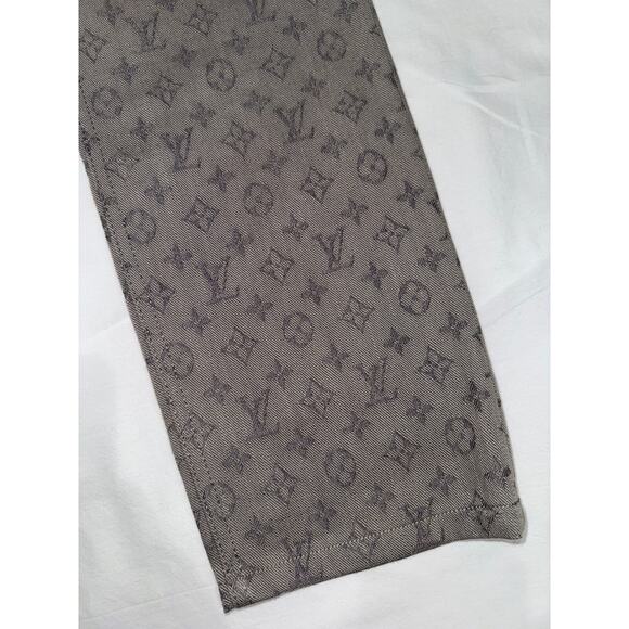 Louis Vuitton DL0 Monogram Slim Jeans All Over Logo Grey Denim Classic Pants 34 - Picture 8 of 15